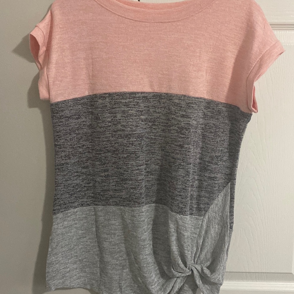 Ladies Color Block Knotted Shirt